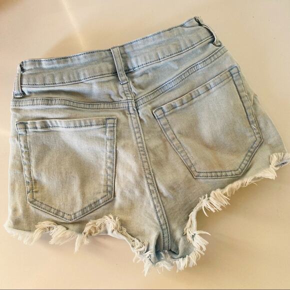 3/$20 FOREVER 21 F21 Blue White Wash Distress Cut Off Denim Jean Mini Shorts 24 - Picture 5 of 6
